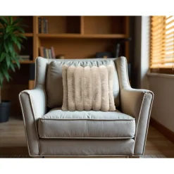 Accessoires*Beddenbriljant Rib Rabbit Fur - sierkussen Zand (50 x 50)